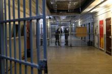 Les prisons en France, une situation sous tension