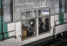 Dans le RER à Paris le 9 avril 2020, on the twenty-fourth day of a lockdown in France to attempt to halt the spread of the novel coronavirus COVID-19.