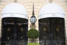 L'entrée du Ritz à Paris, le 21 avril 2020