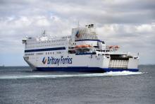 Le ferry Armorique quitte le port de Roscoff pour rallier Plymouth, le 29 juin 2020