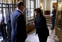 La ministre de la Culture Roselyne Bachelot et le Premier ministre Jean Castex avant une réunion avec les représentants du spectacle, le 27 août 2020 à Paris