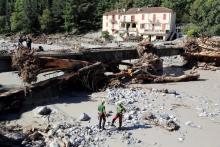 Le village de Saint-Martin-Vesubie au bord du précipice, le 3 octobre 2020, après les violentes crues qui ont affecté l'arrière-pays niçois