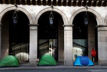 Tentes de sans-abri au centre de Paris le 21 avril 2020
