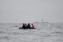 Des migrants tentent la traversée de la Manche le 27 août 2020