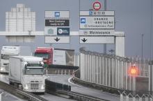 Camions arrivant au port de Calais, via le tunnel sous la Manche, vendredi 25 décembre 2020