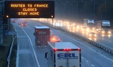 Les conducteurs britaniques sont avertis que les voies permttant d'accéder à la France sont fermées, le 21 décembre 2020