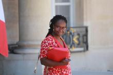 Sibeth Ndiaye, alors porte-parole du gouvernement, quitte le Conseil des ministres à l'Elysée, le 24 juin 2020