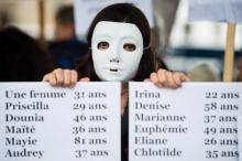 Pancartes portant les prénoms de femmes tuées en 2019 en France, brandies lors d'une manifestation en novembre 2019 à Marseille