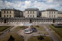 vue de l'hôpital Lariboisière de L'Assistance publique-hôpitaux de Paris (AP-HP), le 27 avril 2020, à Paris