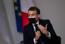 Emmanuel Macron lors d'un déplacement à Tours le 5 janvier 2021