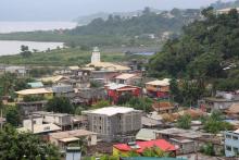 Le village de M'tsapere, près de Mamoudzou, à Mayotte, en mars 2021