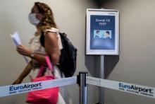 Tests coronavirus dans un aéroport français