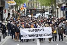 Manifestation contre le nouveau logo de la ville choisi par le maire Louis Aliot (RN), le 10 avril 2021 à Perpignan