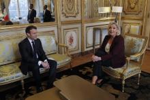 Le président Emmanuel Macron et Marine Le Pen responsable du RN lors d'une rencontre à l'Elysée, le 6 février 2019