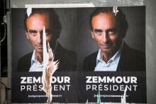 Des affiches soutenant la candidature d'Eric Zemmour à l'élection présidentielle de 2022, dans les rues de Paris le 29 juin 2021