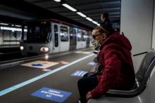 Une femme accouche dans le métro lyonnais