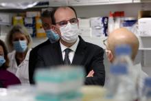 Le Premier ministre Jean Castex en visite à l'Institut Pasteur, le 10 janvier 2022 à Paris