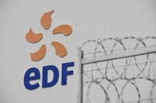 Logo d'EDF à la centrale nucléaire de Fessenheim, dans le Haut-Rhin, le 17 décembre 2021