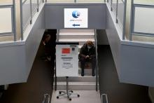 Un couloir d'une agence Pole Emploi à Marseille, le 14 décembre 2020 en France