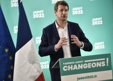 Le candidat EELV à la présidentielle Yannick Jadot s'exprime lors d'une conférence de presse le 2 février 2022 à Paris