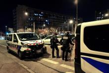 Des policiers dans une rue de Lyon, le 6 mars 2021