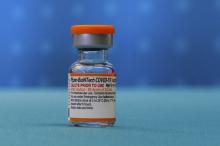 Un flacon de vaccin Pfizer contre le Covid-19